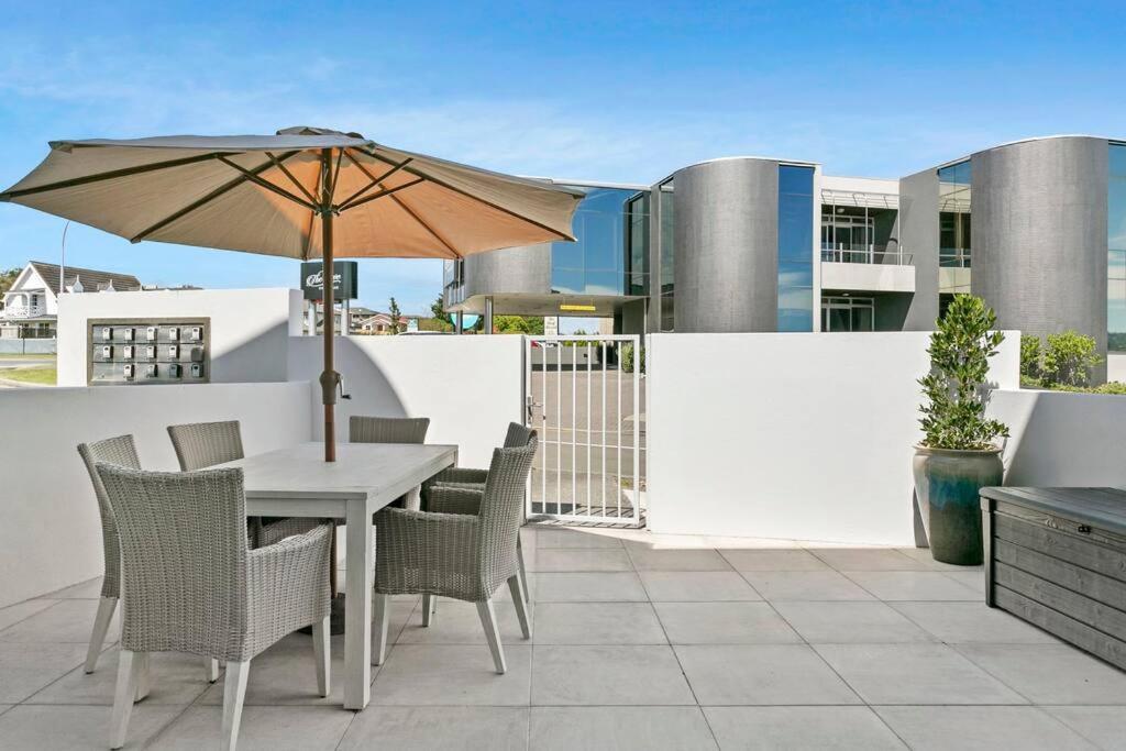 Waimahana - Luxury By The Lake Lac Lac Taupo Extérieur photo